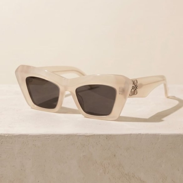 Cream cat-eye sunglasses